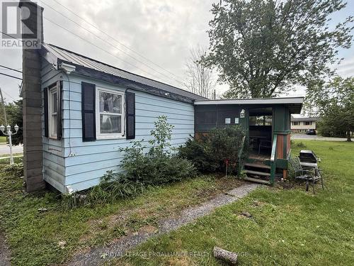 10 Potter Drive, Loyalist (Odessa), ON - Outdoor