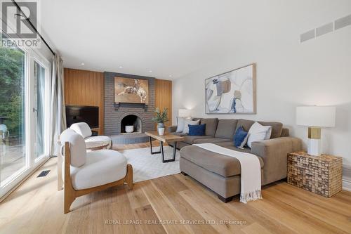 11 Regency Court, Oakville, ON - Indoor Photo Showing Living Room With Fireplace