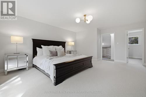 11 Regency Court, Oakville, ON - Indoor Photo Showing Bedroom