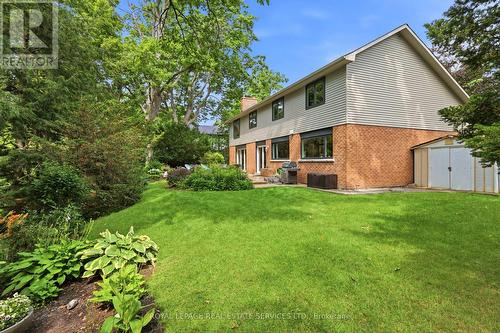 11 Regency Court, Oakville, ON - Outdoor