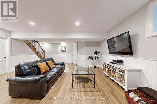 54 Dorothy Avenue, Georgina, ON - Indoor