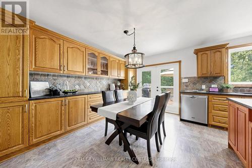 54 Dorothy Avenue, Georgina, ON - Indoor Photo Showing Other Room
