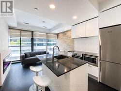 304 - 57 ST JOSEPH STREET Toronto, ON M5S 0C5