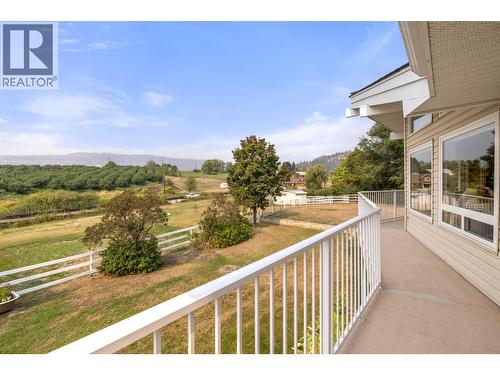 535 Curtis Road, Kelowna, BC - Outdoor