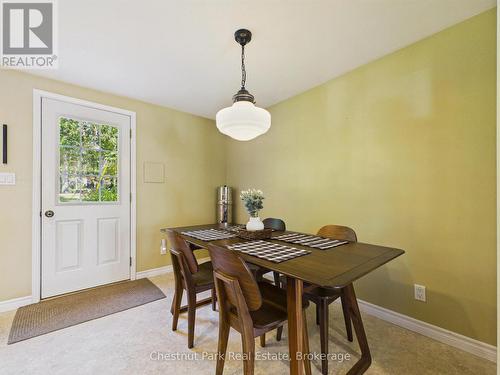 1014 Kelly Road, Lake Of Bays (Mclean), ON - Indoor Photo Showing Dining Room