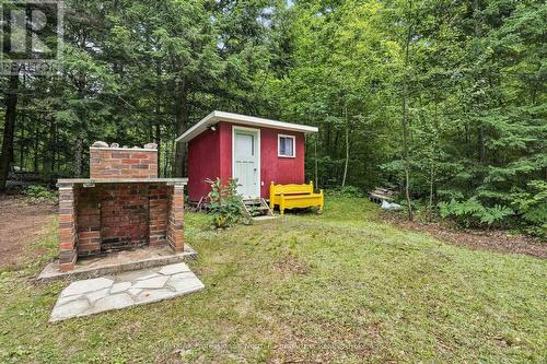 1075 Nanook Lane, Highlands East (Monmouth), ON - Outdoor