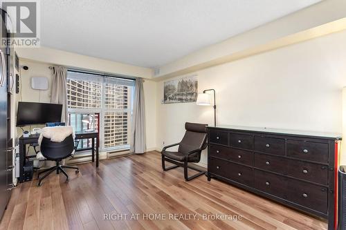 2306 - 77 Harbour Square, Toronto, ON - Indoor Photo Showing Office