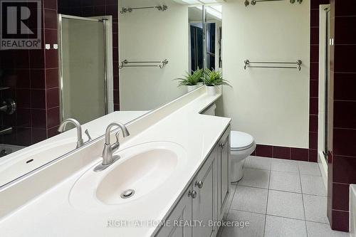 2306 - 77 Harbour Square, Toronto, ON - Indoor Photo Showing Bathroom