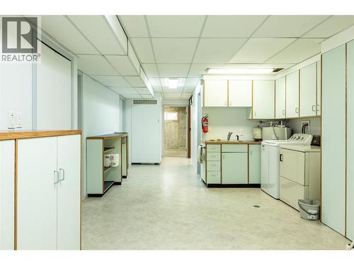 7315 Longacre Drive, Vernon, BC - Indoor Photo Showing Laundry Room