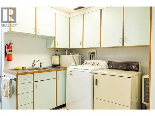 7315 Longacre Drive, Vernon, BC - Indoor Photo Showing Laundry Room