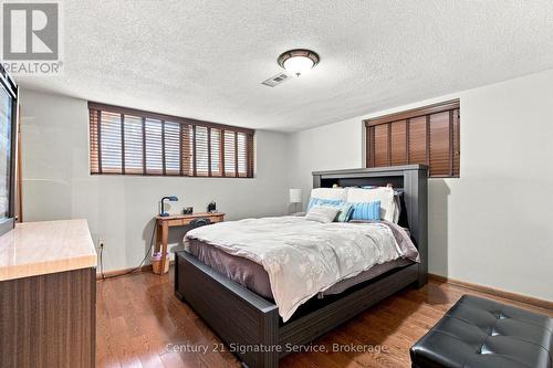 524 Silverthorn Avenue, Toronto, ON - Indoor Photo Showing Bedroom