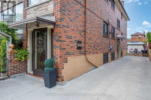 524 Silverthorn Avenue, Toronto, ON - Outdoor With Exterior