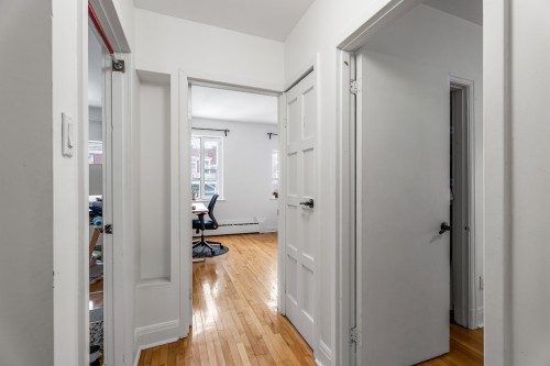 Passageway - 5200 Av. De Westbury, Montréal (Côte-Des-Neiges/Notre-Dame-De-Grâce), QC - Indoor Photo Showing Other Room
