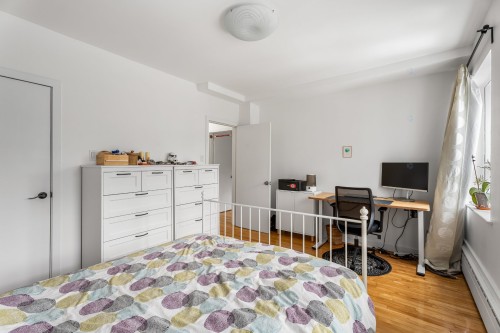 Master Bedroom - 5200 Av. De Westbury, Montréal (Côte-Des-Neiges/Notre-Dame-De-Grâce), QC - Indoor Photo Showing Bedroom