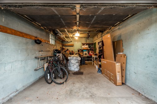 Garage - 5200 Av. De Westbury, Montréal (Côte-Des-Neiges/Notre-Dame-De-Grâce), QC - Indoor