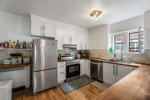 Kitchen - 5200 Av. De Westbury, Montréal (Côte-Des-Neiges/Notre-Dame-De-Grâce), QC - Indoor Photo Showing Kitchen
