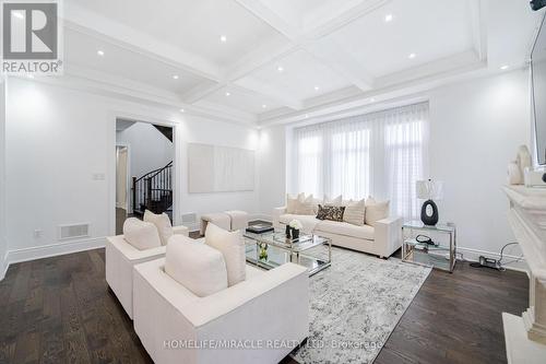 6 Stokes Drive, King, ON - Indoor Photo Showing Other Room