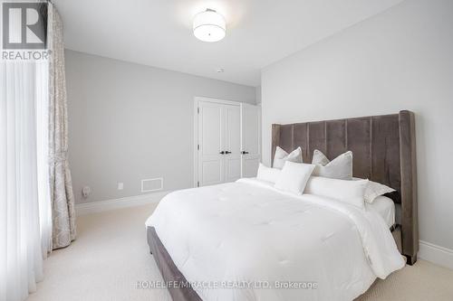 6 Stokes Drive, King, ON - Indoor Photo Showing Bedroom