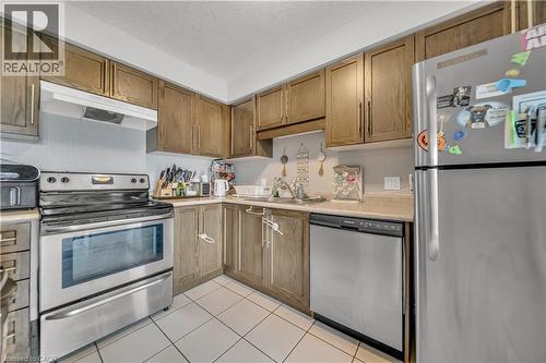 1450 Caen Avenue, Woodstock, ON - Indoor Photo Showing Kitchen