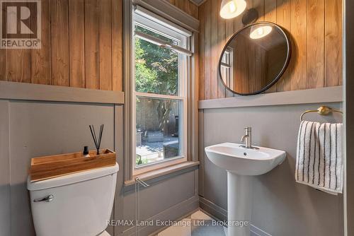 581 Queen Street, Kincardine, ON - Indoor Photo Showing Bathroom