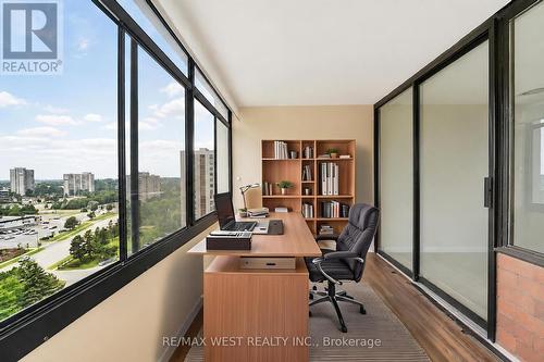 1604 - 18 Knightsbridge Road, Brampton, ON - Indoor Photo Showing Office