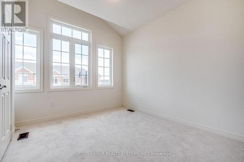59 Hager Crek Terrace, Hamilton, ON - Indoor Photo Showing Other Room