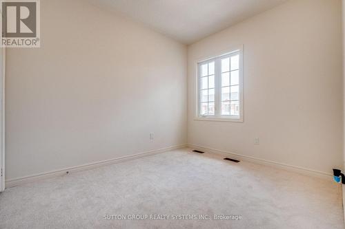 59 Hager Crek Terrace, Hamilton, ON - Indoor Photo Showing Other Room