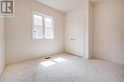 59 Hager Crek Terrace, Hamilton, ON - Indoor Photo Showing Other Room