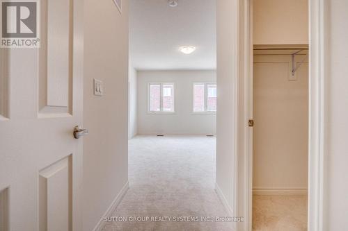 59 Hager Crek Terrace, Hamilton, ON - Indoor Photo Showing Other Room