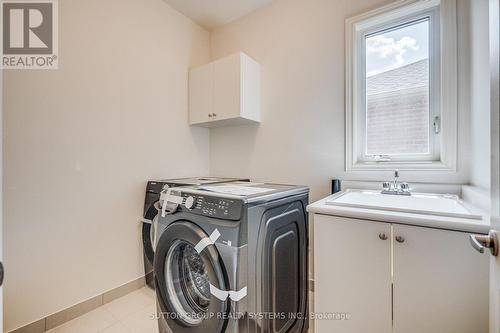 59 Hager Crek Terrace, Hamilton, ON - Indoor Photo Showing Laundry Room