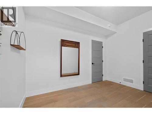 945 Borden Avenue Unit# 1, Kelowna, BC - Indoor Photo Showing Other Room