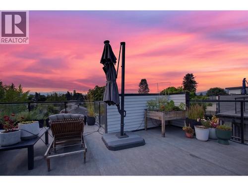 945 Borden Avenue Unit# 1, Kelowna, BC - Outdoor With Deck Patio Veranda With View