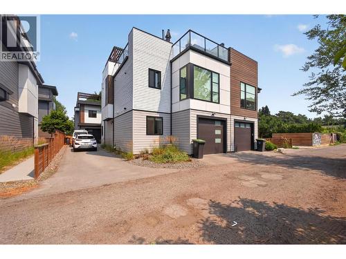 945 Borden Avenue Unit# 1, Kelowna, BC - Outdoor