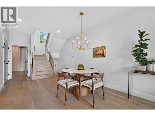 945 Borden Avenue Unit# 1, Kelowna, BC - Indoor Photo Showing Dining Room