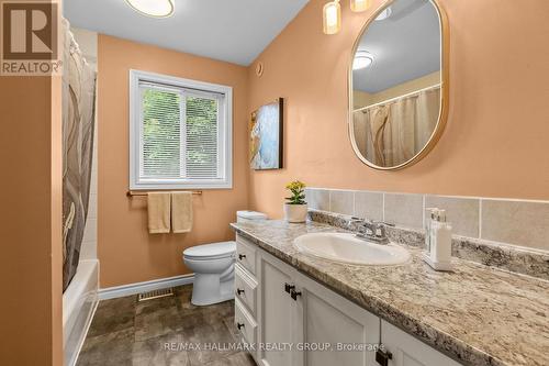 520 David Manchester Road, Ottawa, ON - Indoor Photo Showing Bathroom