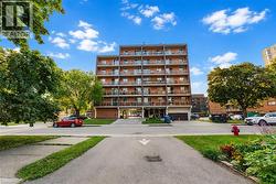 30 SUMMIT Avenue Unit# 406 Hamilton, ON L8V 2R8