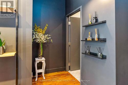 6 John Street N, Hamilton, ON 