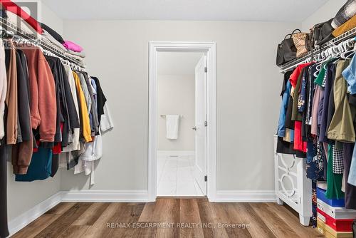 26 Granite Ridge Trail, Hamilton, ON - Indoor With Storage
