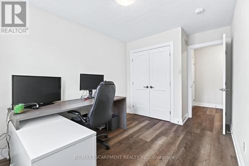 26 Granite Ridge Trail, Hamilton, ON - Indoor Photo Showing Office