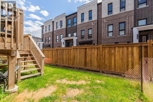 26 Granite Ridge Trail, Hamilton, ON - Outdoor