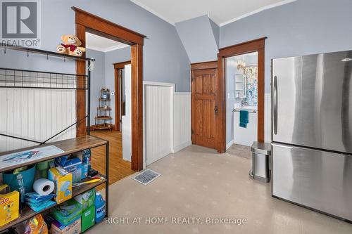72 Maple Street, St. Thomas, ON - Indoor Photo Showing Other Room