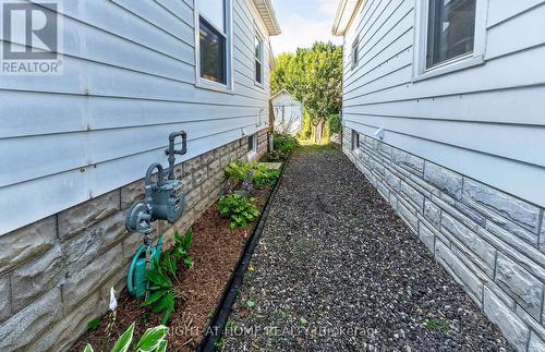 72 Maple Street, St. Thomas, ON - Outdoor
