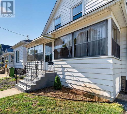 72 Maple Street, St. Thomas, ON - Outdoor