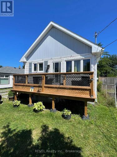 9 Cambridge Avenue, St. Catharines (Secord Woods), ON - Outdoor