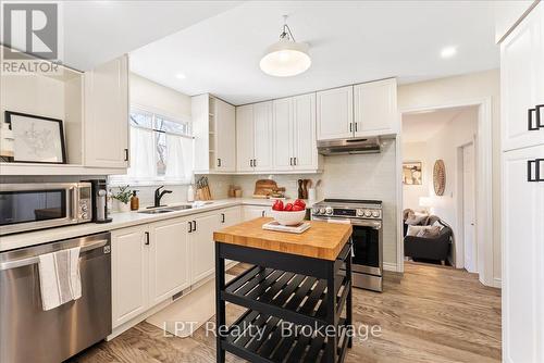 154 Beach Road, Georgina (Keswick North), ON - Indoor Photo Showing Kitchen With Stainless Steel Kitchen