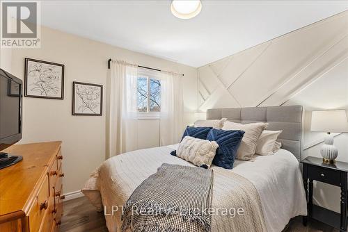 154 Beach Road, Georgina (Keswick North), ON - Indoor Photo Showing Bedroom