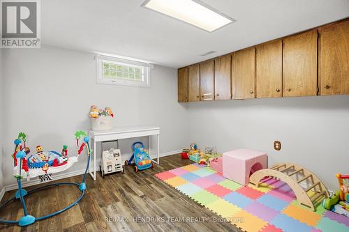 32 Hanson Drive, St. Catharines (Bunting/Linwell), ON - Indoor Photo Showing Other Room