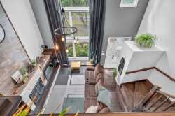 Mezzanine - 
