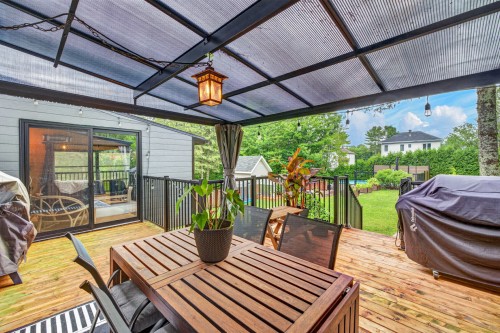 Patio - 16A  - 16B Route De Duchesnay, Sainte-Catherine-De-La-Jacques-Cartier, QC - Outdoor With Deck Patio Veranda With Exterior