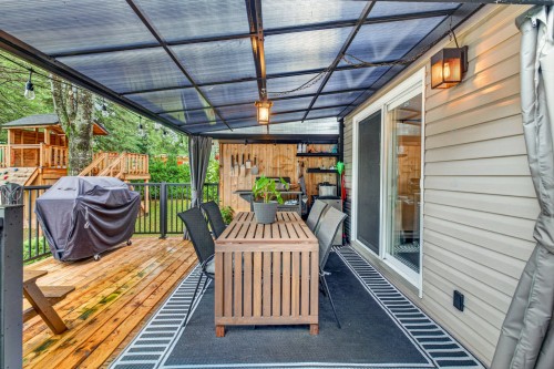 Patio - 16A  - 16B Route De Duchesnay, Sainte-Catherine-De-La-Jacques-Cartier, QC - Outdoor With Deck Patio Veranda With Exterior